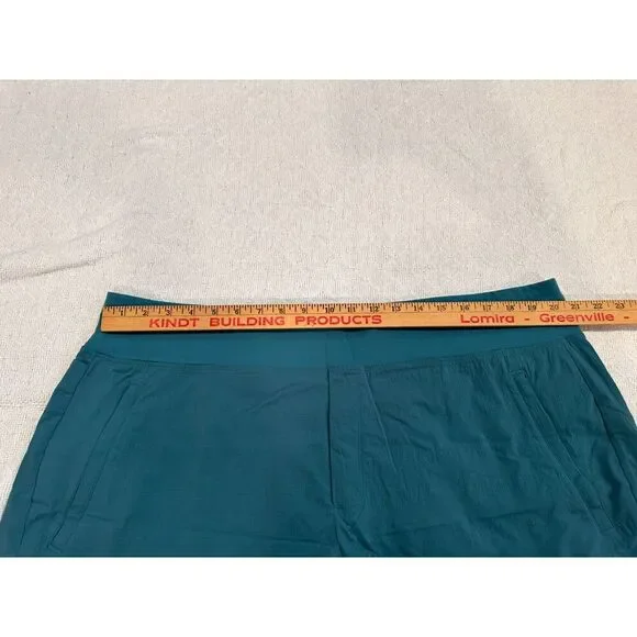 Athleta Trekkie North Short Teal Size 20 - Picture 6 of 6